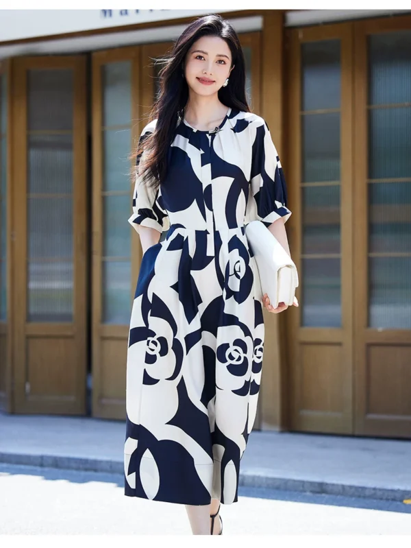 Yuerong [Camellia Flower Language] Black and White Printed Silk Mulberry Silk Midi Dress, Cool Vacation Style